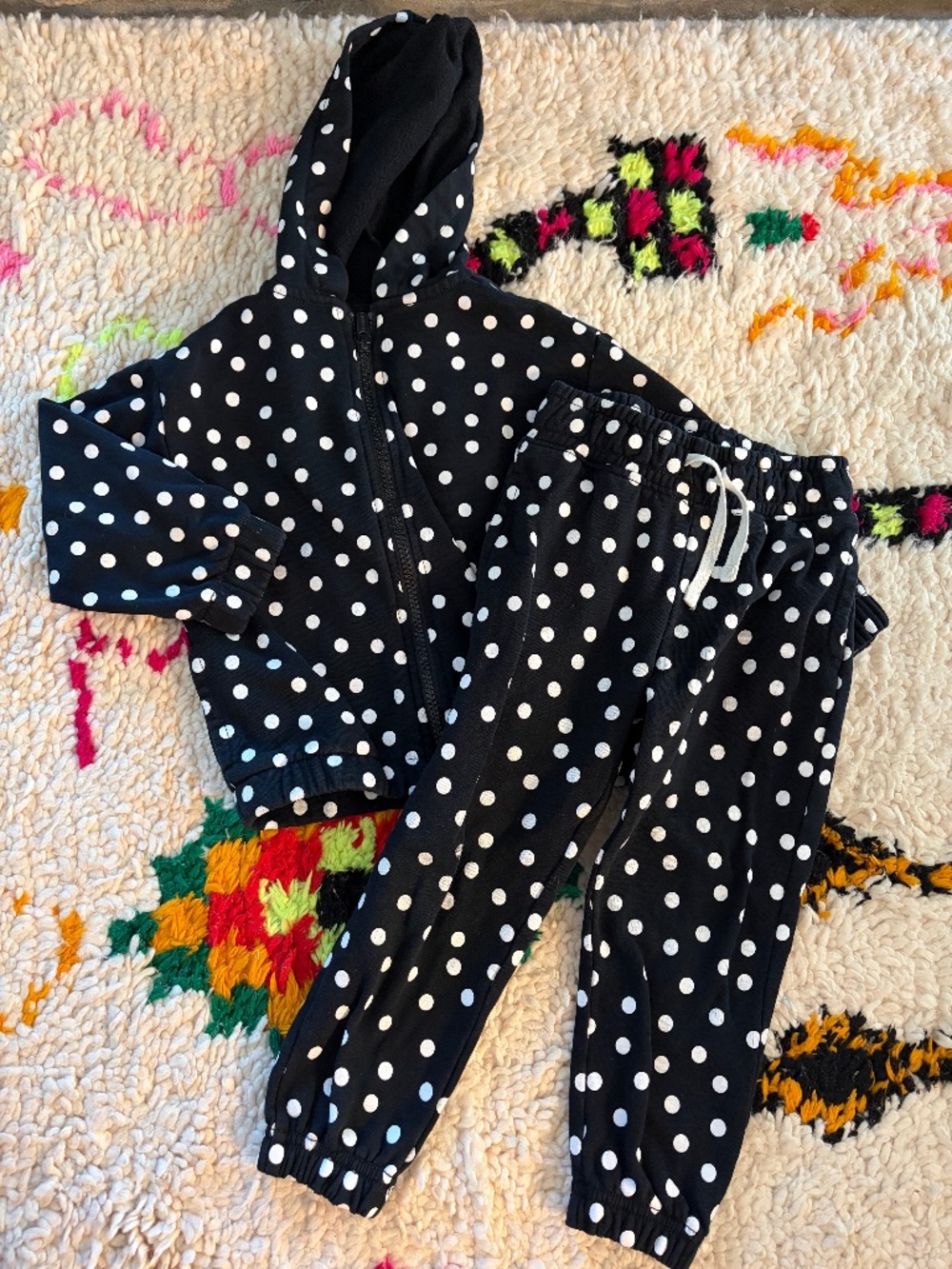 Polka Dot Sweatsuit - 3T
